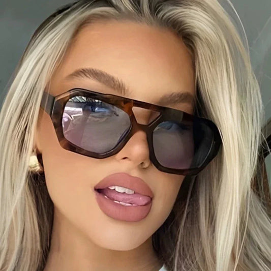 Gafas de sol sexis vintage cuadradas de doble puente para mujer y hombre 2025, gafas de sol punk de lujo de marca de diseñador, gafas de sol planas.